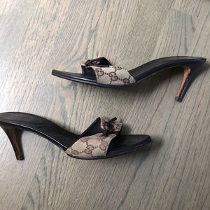 Gucci kitten heels